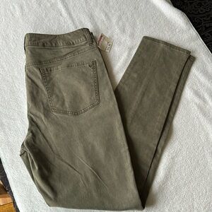 Slim fit Olive Green American Eagle Outfitters jeans.  NWT